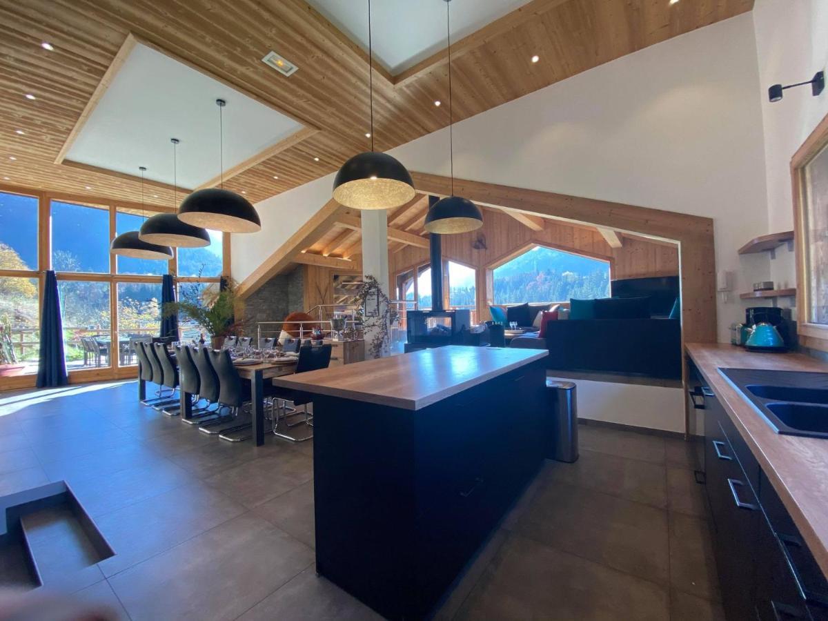Chalet Azalee, Montriond, Morzine, Avoriaz エクステリア 写真