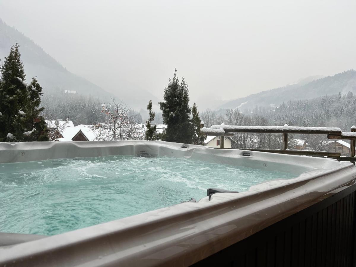Chalet Azalee, Montriond, Morzine, Avoriaz エクステリア 写真